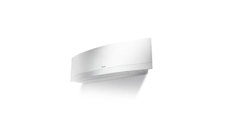Daikin Emura