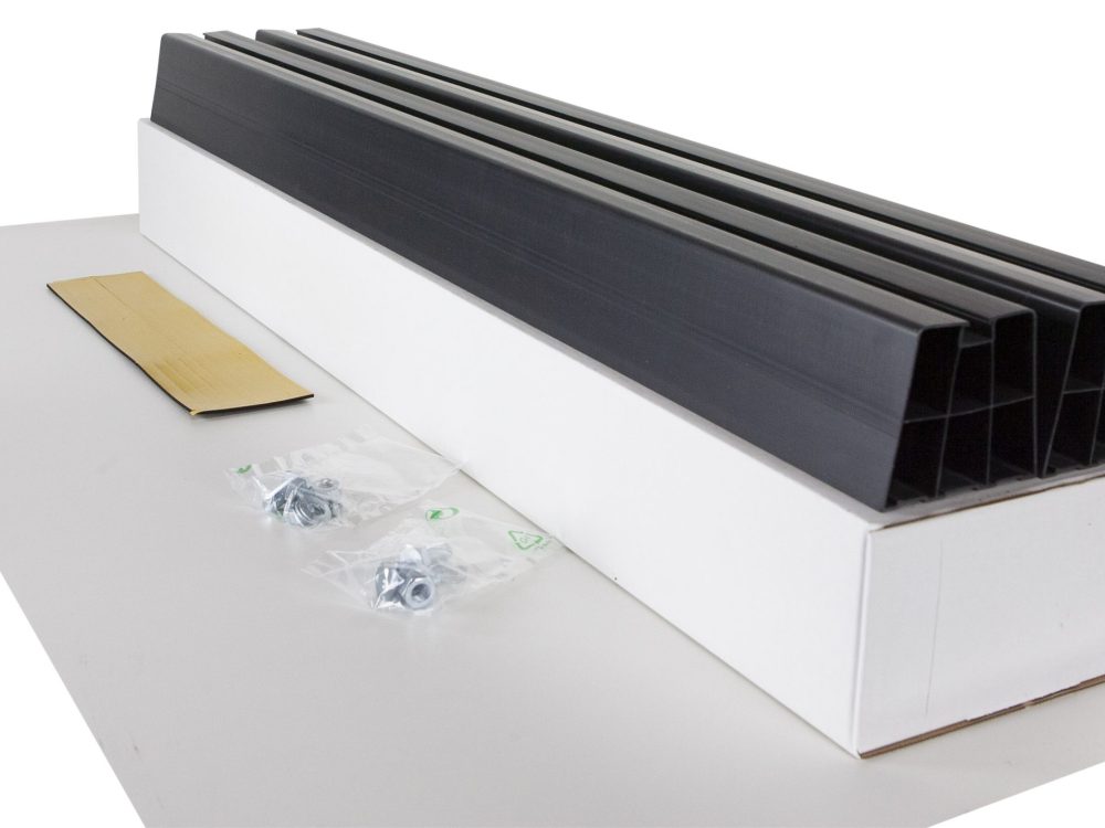 Montagebalk van hard PVC, lengte 1000mm